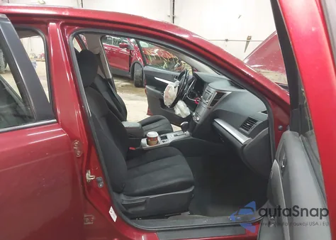 2014 Subaru Legacy 2.5I Premium z USA, uszkodzony, nr VIN 4S3BMCD62E3027042